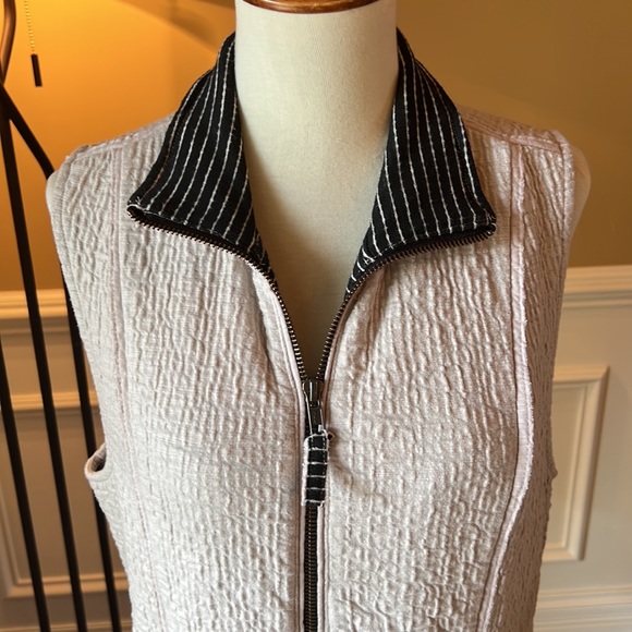 Habitat Sleeveless Tunic - Picture 2 of 10